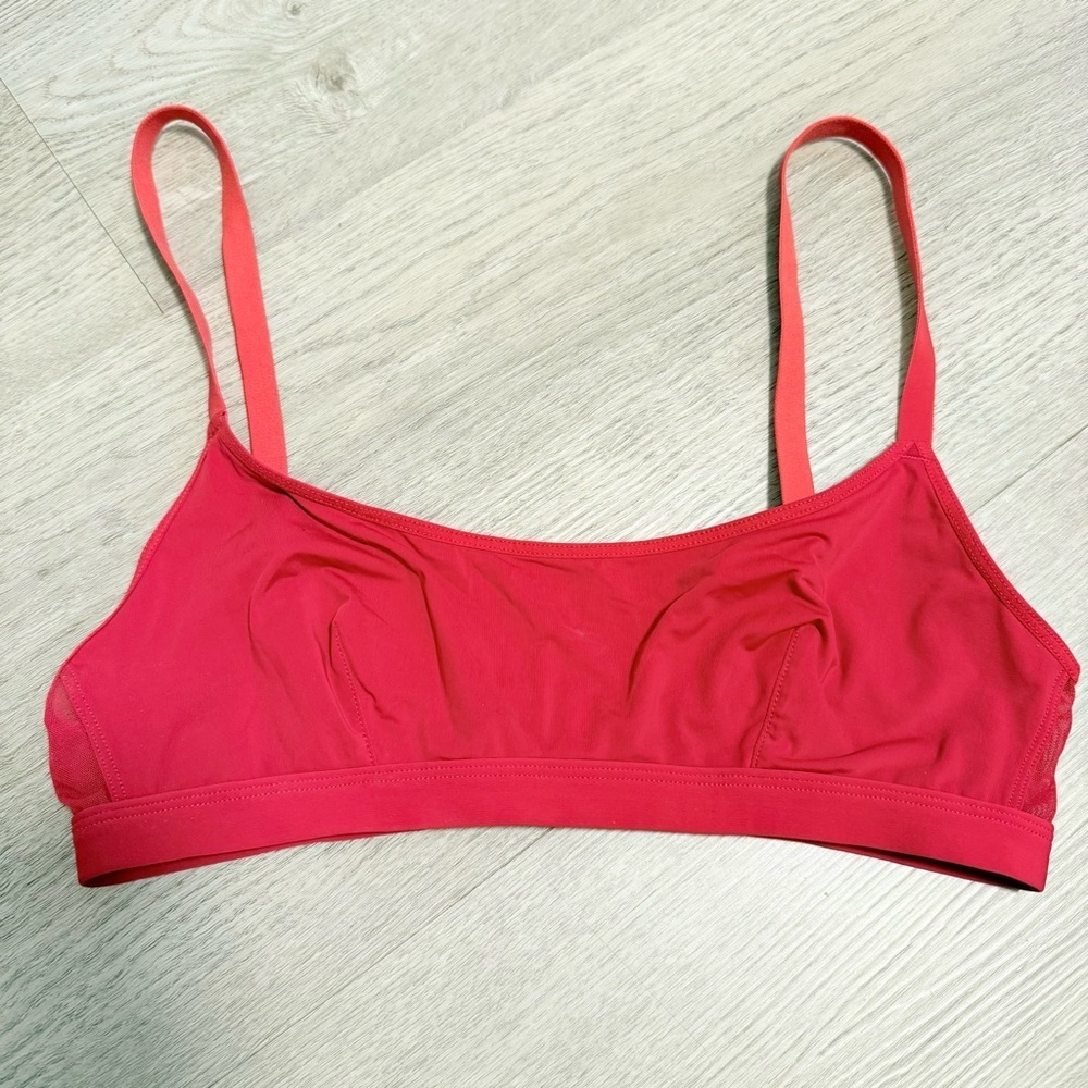 Parade Re:Play Ultra-Soft Scoop Bralette, red